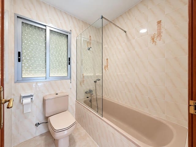 3 soverom Leilighet til leie i Burjassot - € 1 100 (Ref: 10062207)