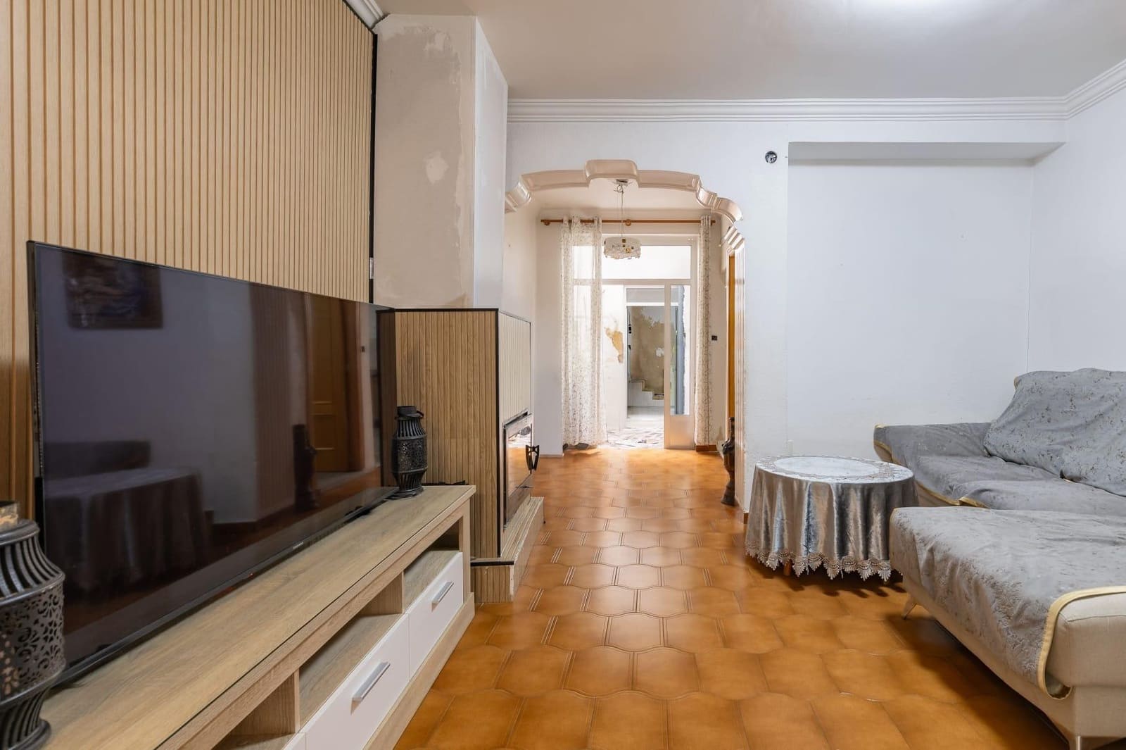 Adosado de 4 habitaciones en Bellreguard en venta - 135.000 € (Ref: 10067886)