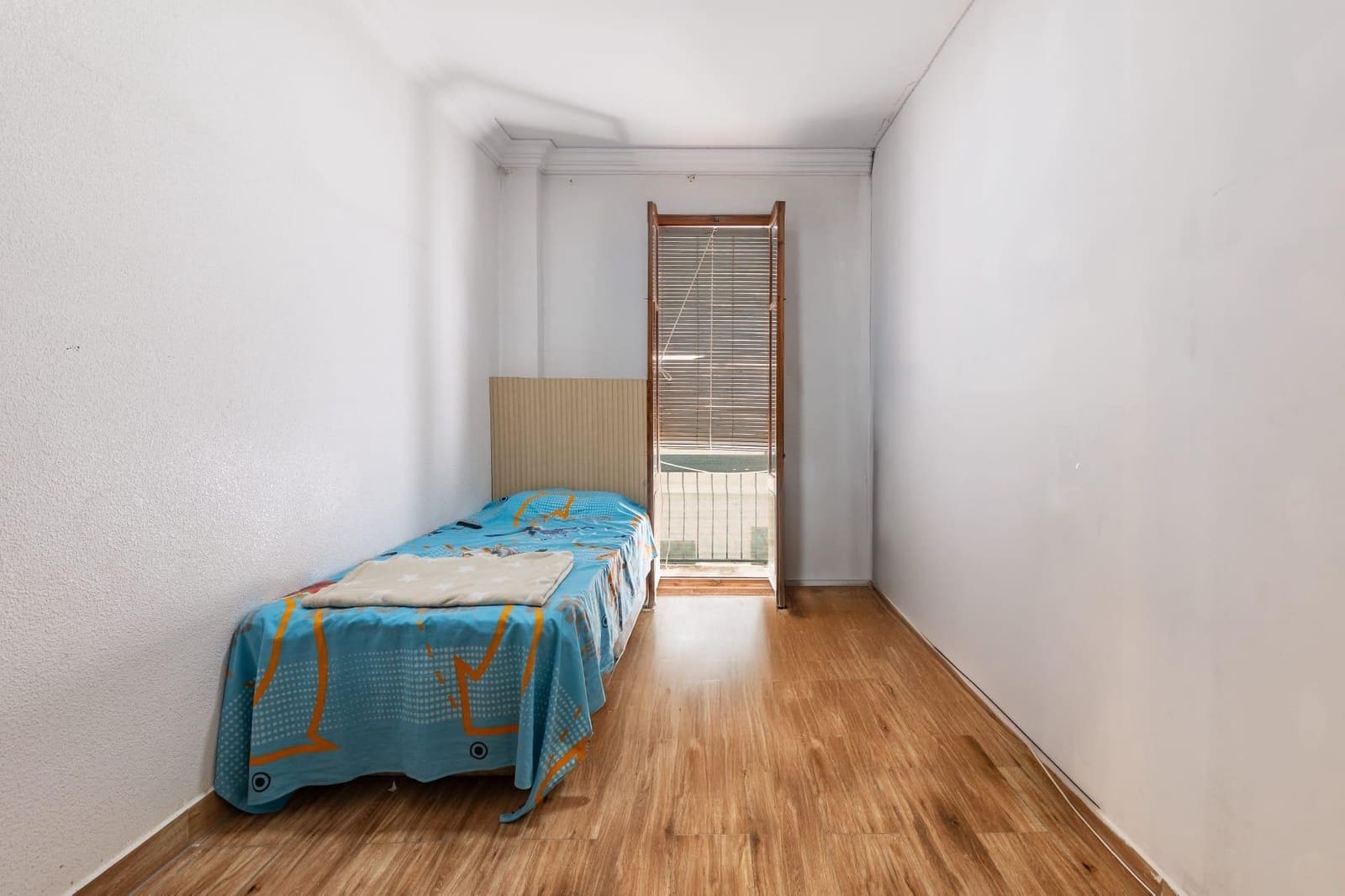 Adosado de 4 habitaciones en Bellreguard en venta - 135.000 € (Ref: 10067886)