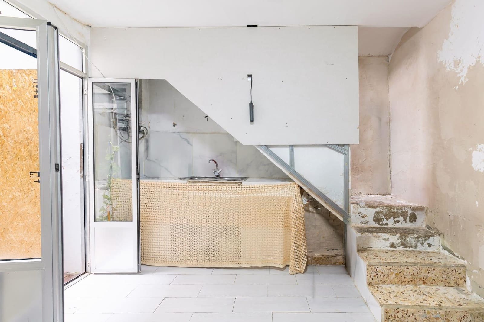 Adosado de 4 habitaciones en Bellreguard en venta - 135.000 € (Ref: 10067886)