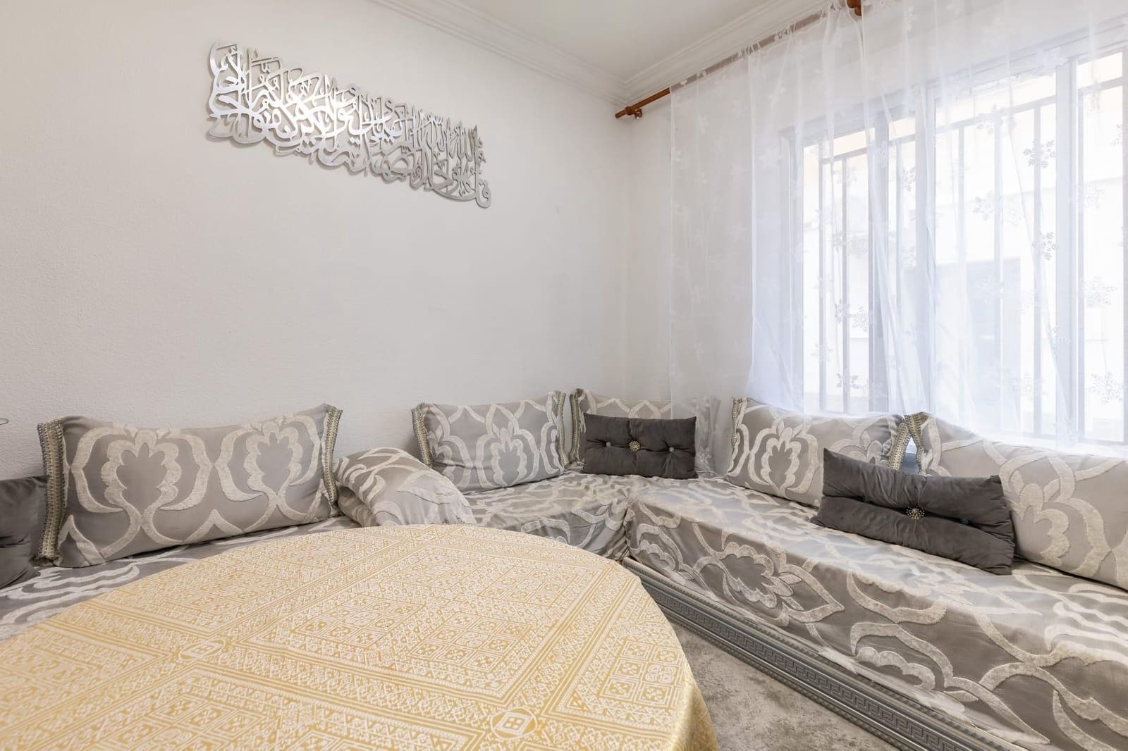 Adosado de 4 habitaciones en Bellreguard en venta - 135.000 € (Ref: 10067886)
