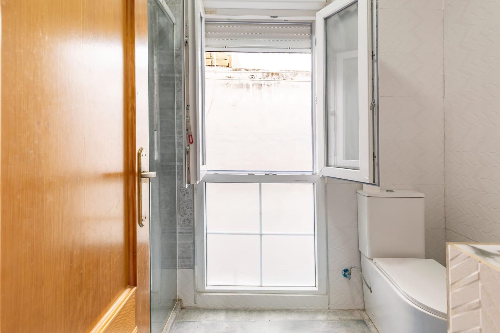 Adosado de 4 habitaciones en Bellreguard en venta - 135.000 € (Ref: 10067886)