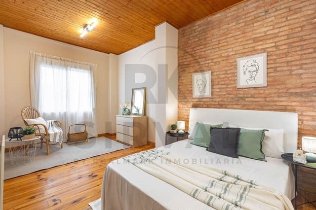 2 bedroom Apartment for sale in Nou Moles, Valencia city - € 285,000 (Ref: 10067887)