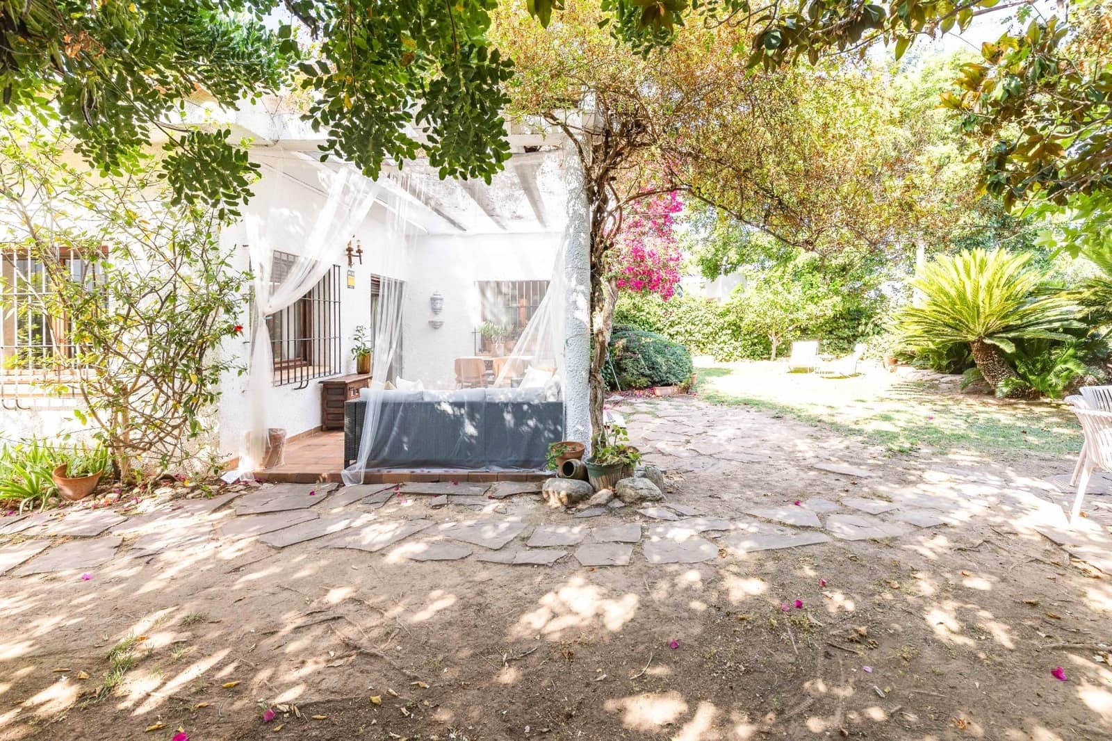 4 soverom Villa til salgs i Rocafort med svømmebasseng garasje - € 980 000 (Ref: 10067889)