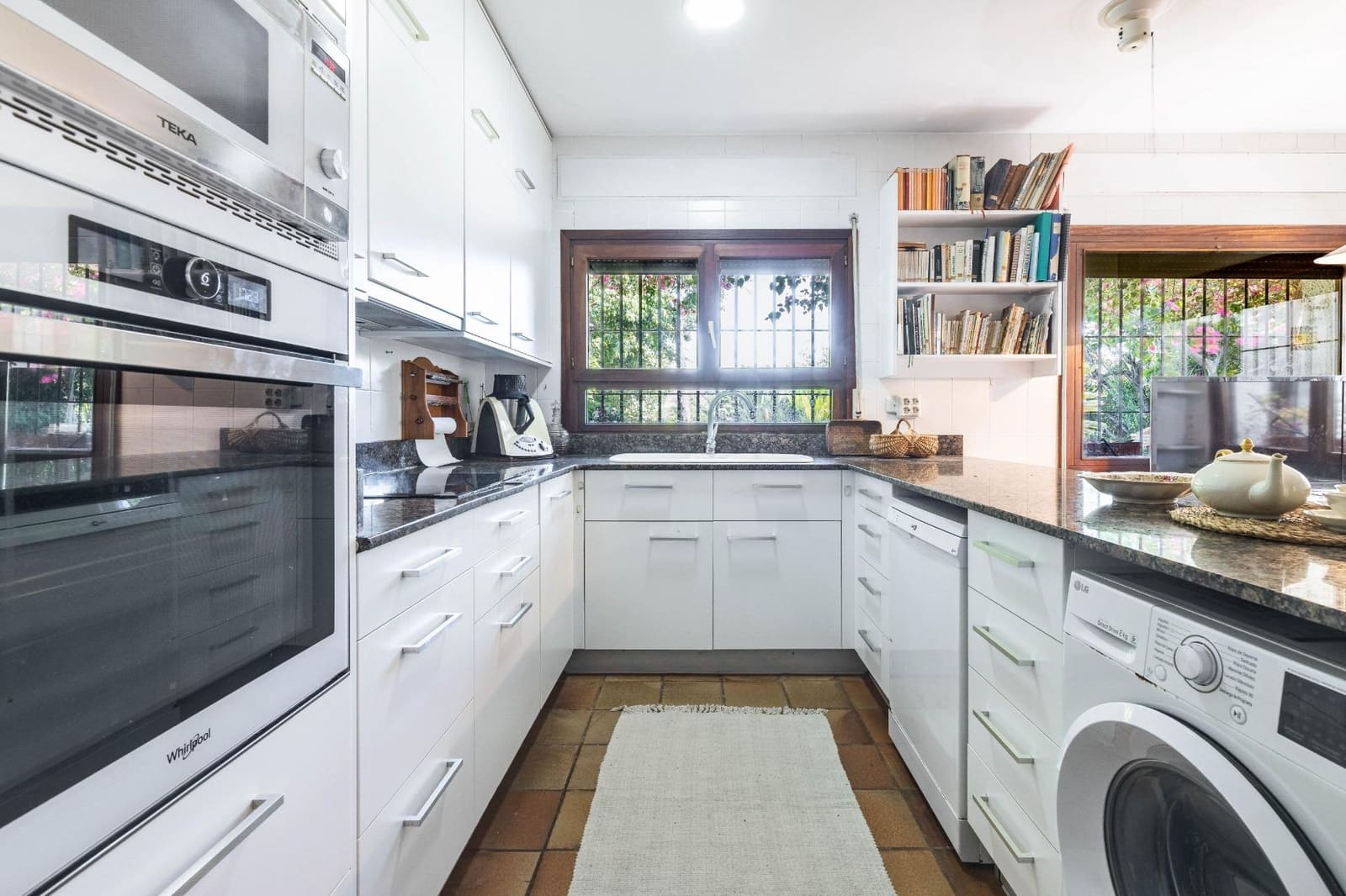 4 soverom Villa til salgs i Rocafort med svømmebasseng garasje - € 980 000 (Ref: 10067889)
