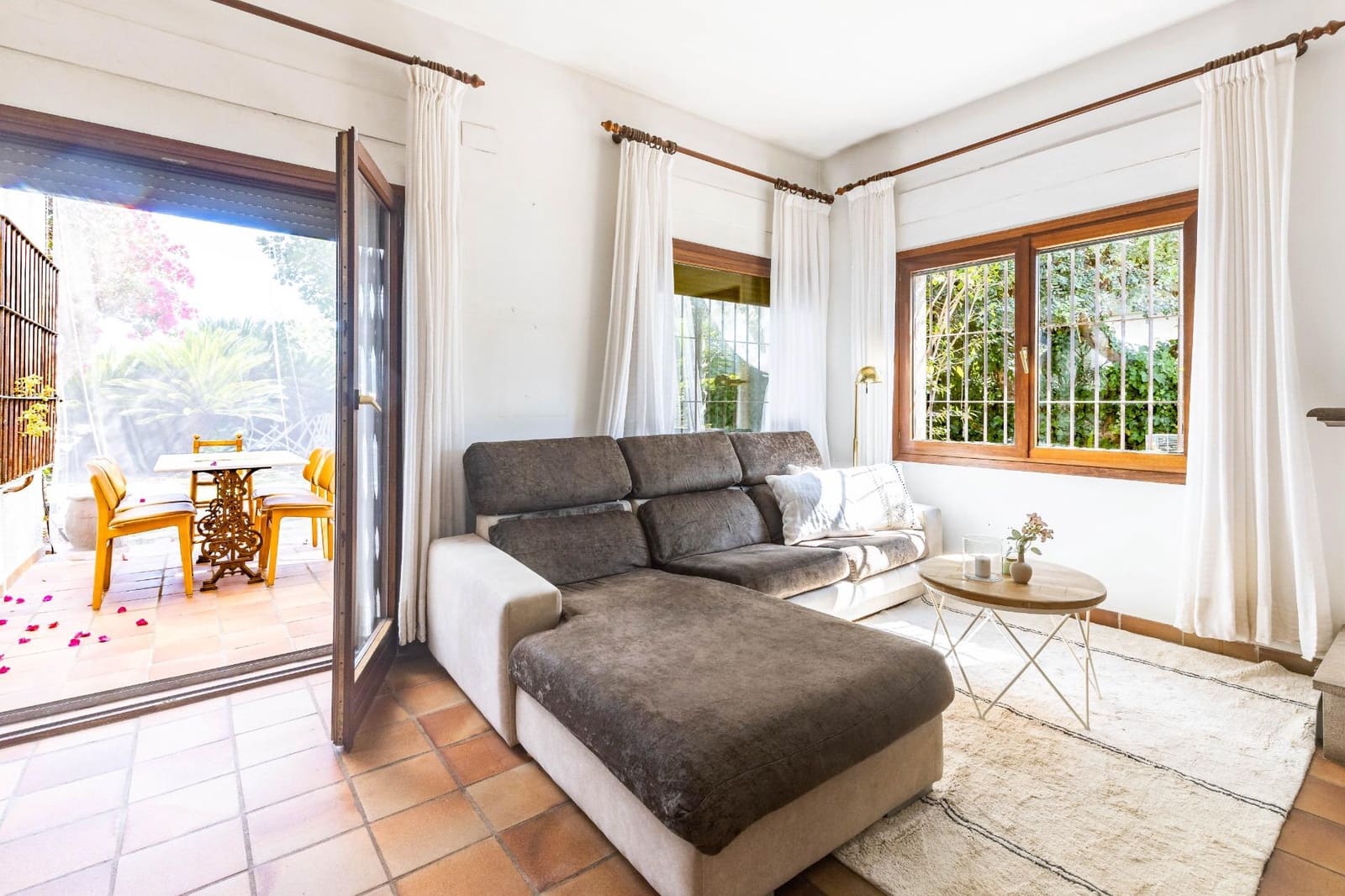 4 soverom Villa til salgs i Rocafort med svømmebasseng garasje - € 980 000 (Ref: 10067889)