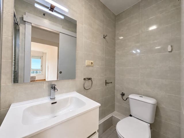 Piso de 4 habitaciones en Sant Francesc, València ciudad en alquiler - 2.200 € (Ref: 10067893)