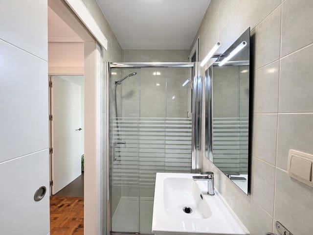 Piso de 4 habitaciones en Sant Francesc, València ciudad en alquiler - 2.200 € (Ref: 10067893)