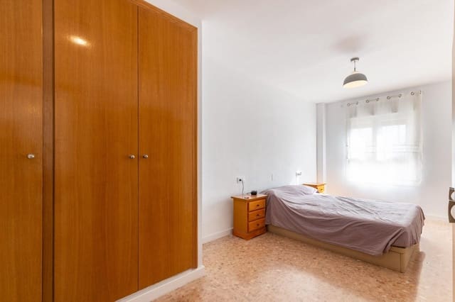 1 makuuhuone Huoneisto myytävänä paikassa Benicalap, Valencia kaupunki - 350 000 € (Ref: 10067897)