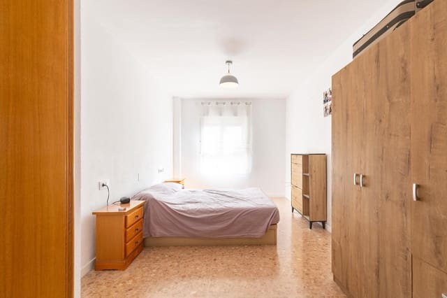 1 makuuhuone Huoneisto myytävänä paikassa Benicalap, Valencia kaupunki - 350 000 € (Ref: 10067897)