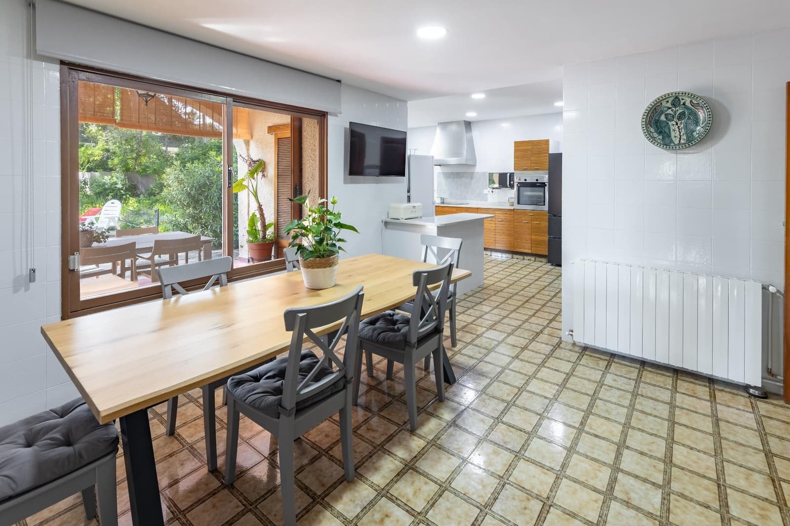 6 sypialnia Willa na sprzedaż w Torrent z basenem garażem - 615 000 € (Ref: 10089651)