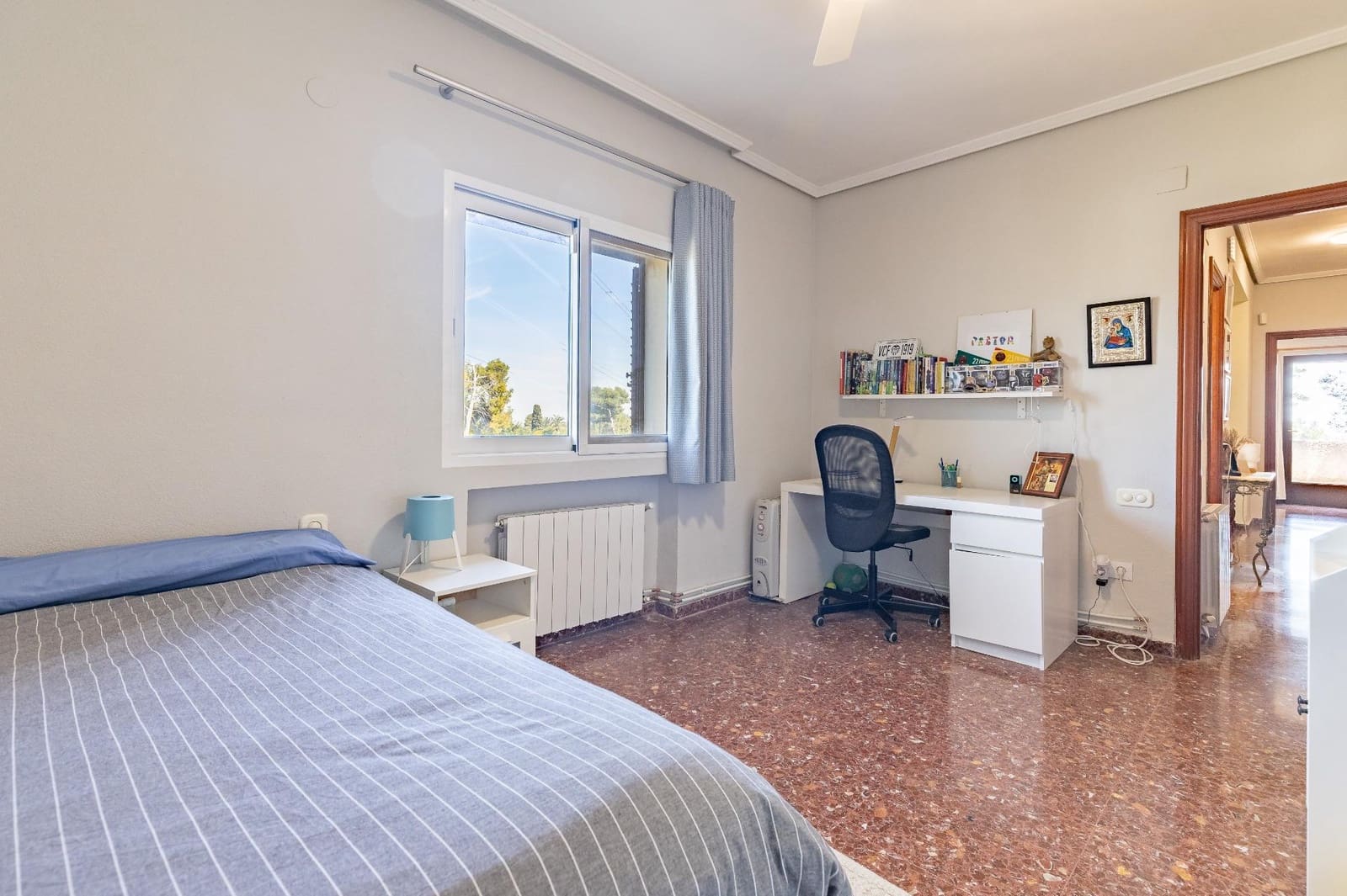 6 sypialnia Willa na sprzedaż w Torrent z basenem garażem - 615 000 € (Ref: 10089651)
