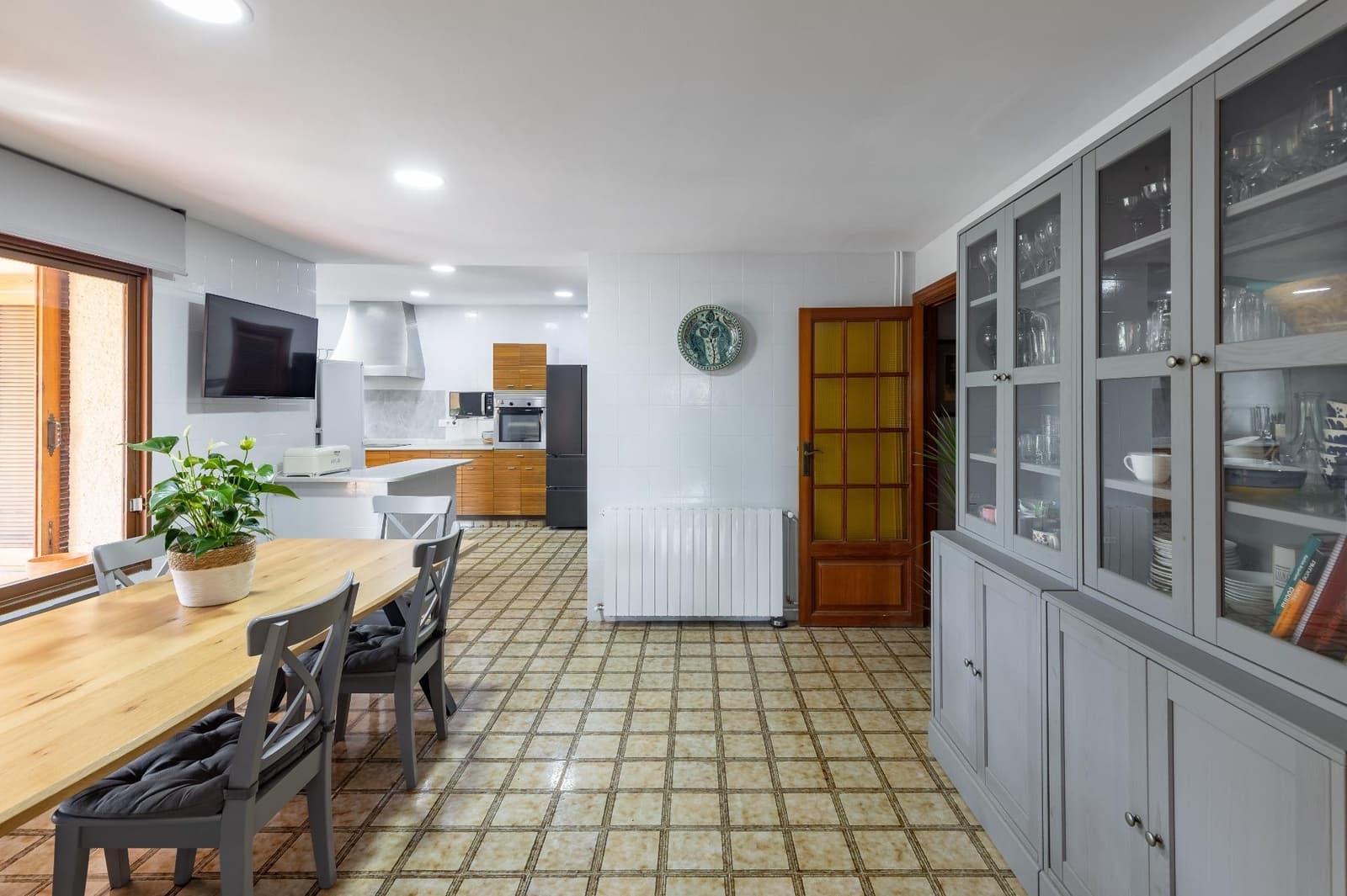 6 sypialnia Willa na sprzedaż w Torrent z basenem garażem - 615 000 € (Ref: 10089651)
