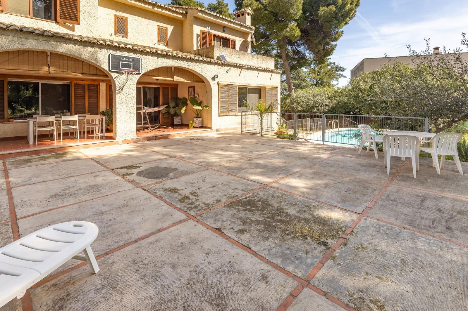 6 sypialnia Willa na sprzedaż w Torrent z basenem garażem - 615 000 € (Ref: 10089651)