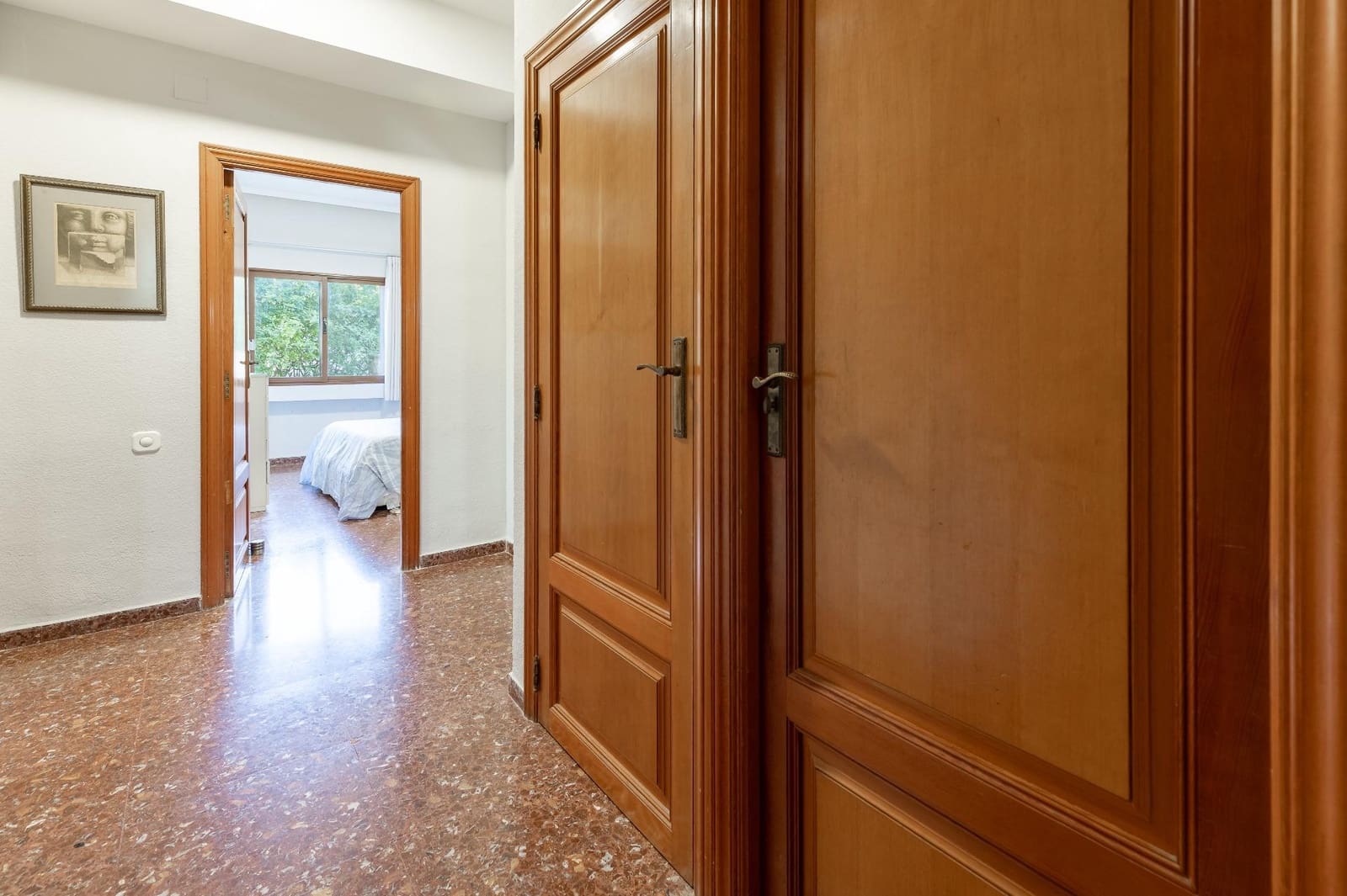 6 sypialnia Willa na sprzedaż w Torrent z basenem garażem - 615 000 € (Ref: 10089651)