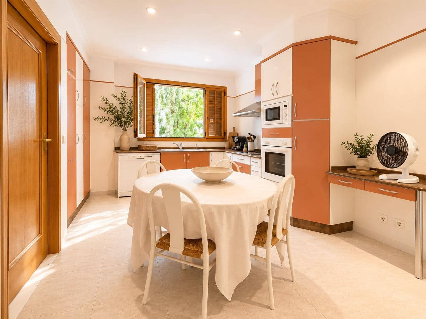 4 Zimmer Villa zu vermieten in Cullera mit Pool Garage - 7.000 € (Ref: 10109663)