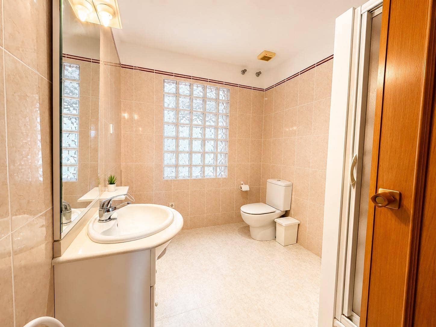 4 Zimmer Villa zu vermieten in Cullera mit Pool Garage - 7.000 € (Ref: 10109663)