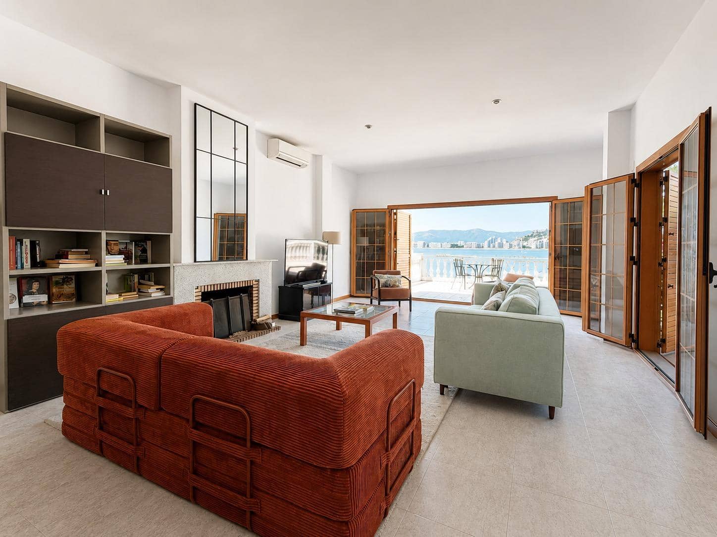 4 Zimmer Villa zu vermieten in Cullera mit Pool Garage - 7.000 € (Ref: 10109663)