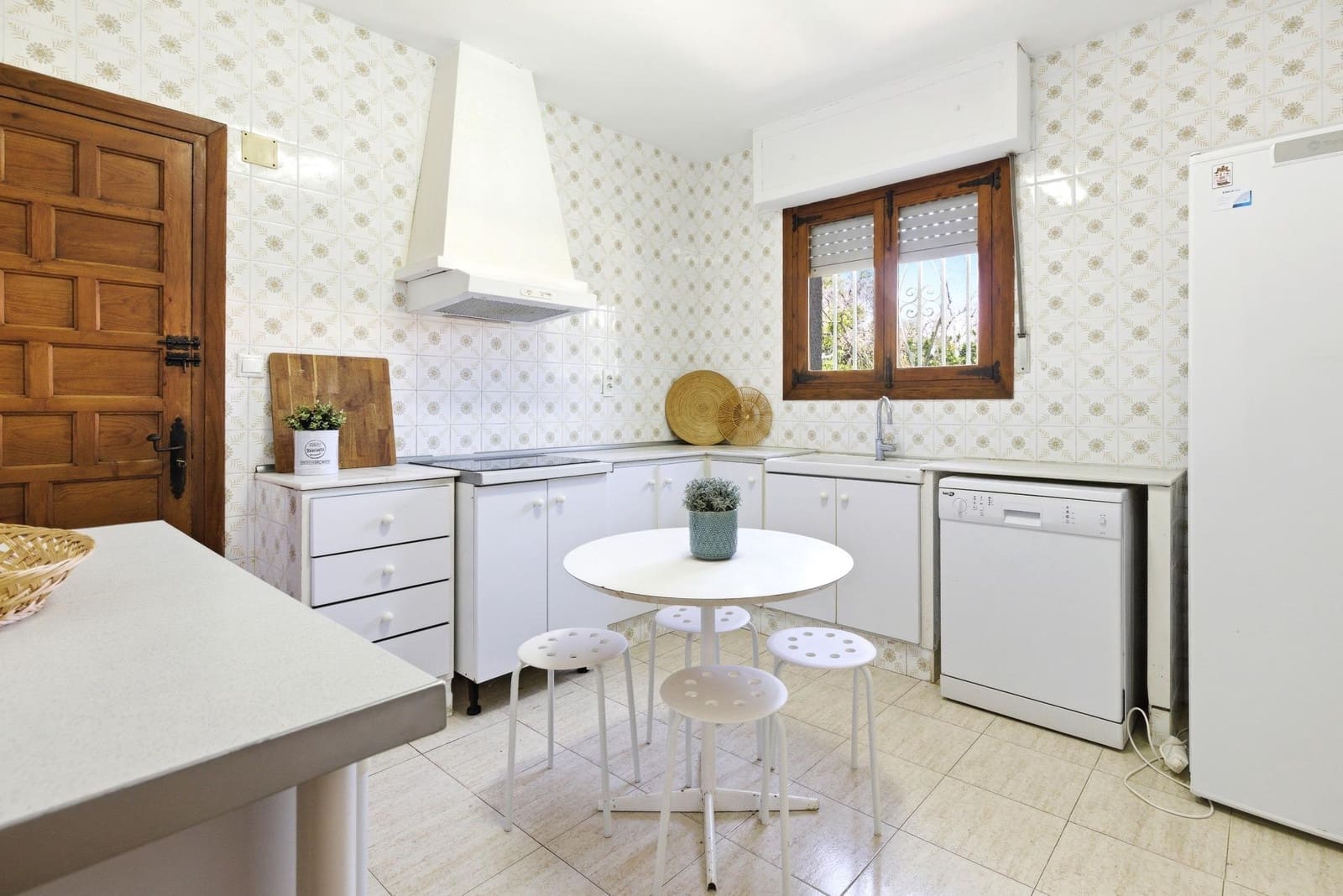 6 quarto Moradia para venda em Denia com piscina garagem - 980 000 € (Ref: 10109665)