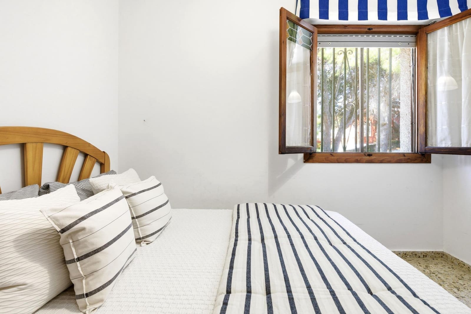 6 quarto Moradia para venda em Denia com piscina garagem - 980 000 € (Ref: 10109665)