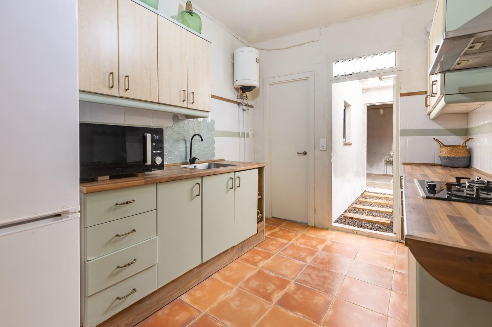 3 bedroom Townhouse for sale in Moncada - € 170,000 (Ref: 10109667)
