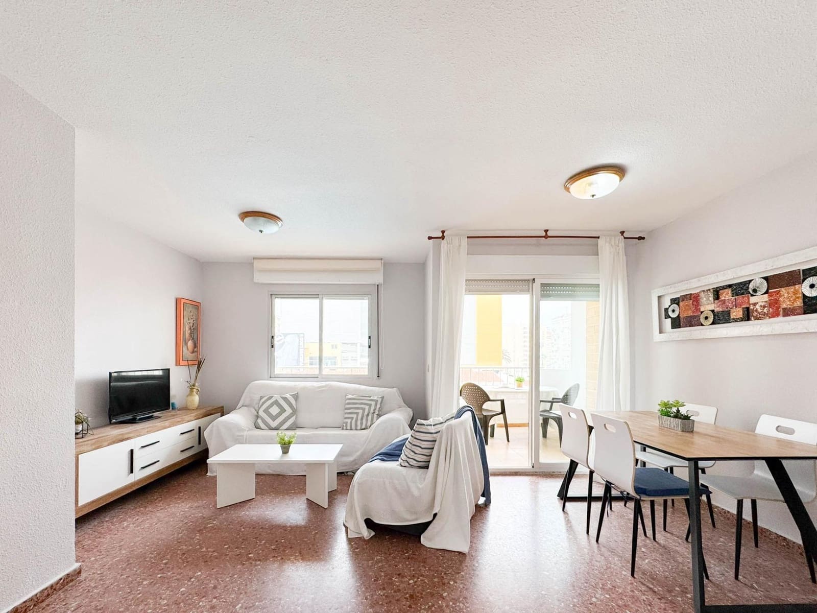 3 quarto Apartamento para arrendar em Gandia com piscina - 900 € (Ref: 10131843)