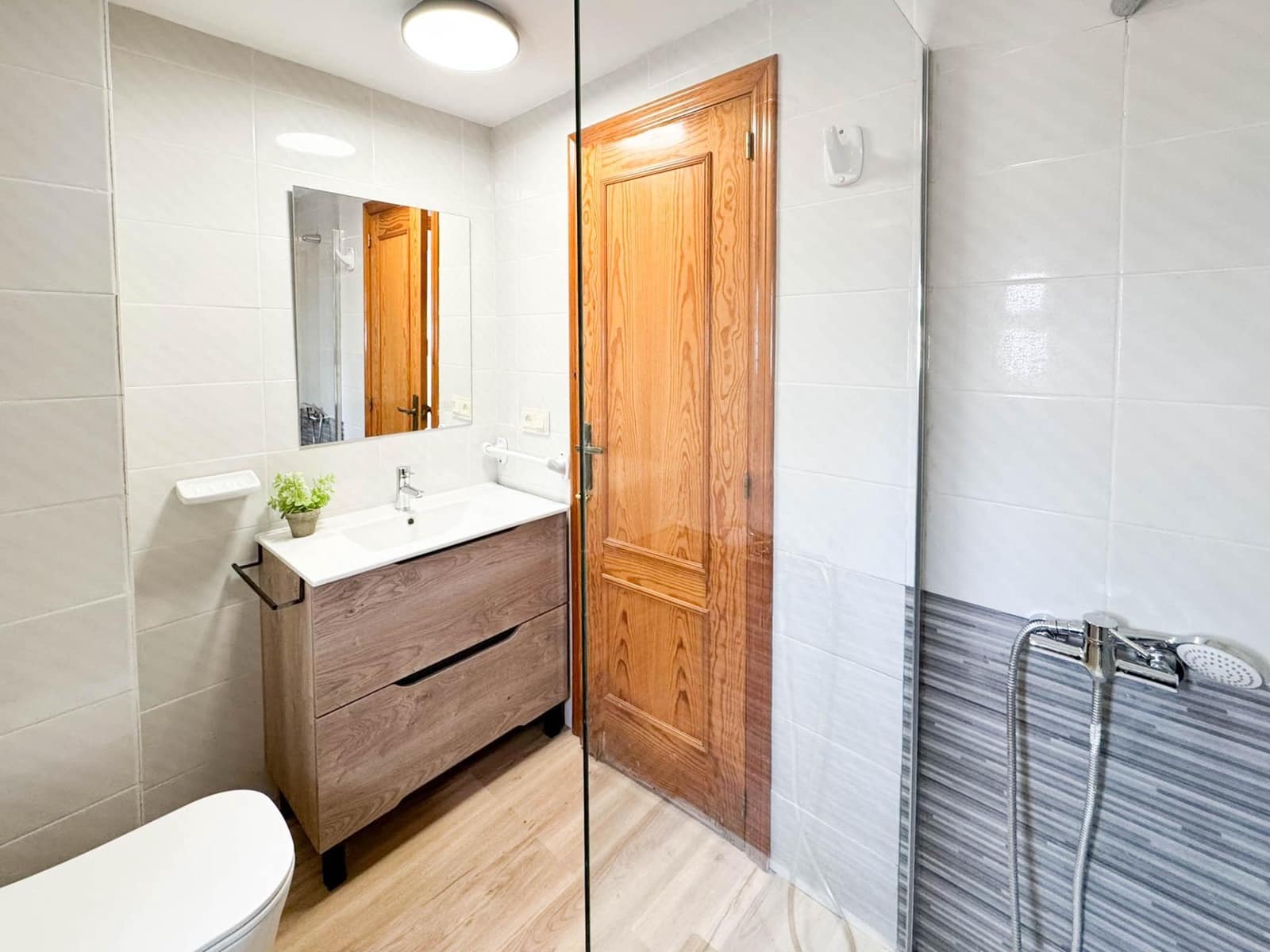 3 quarto Apartamento para arrendar em Gandia com piscina - 900 € (Ref: 10131843)