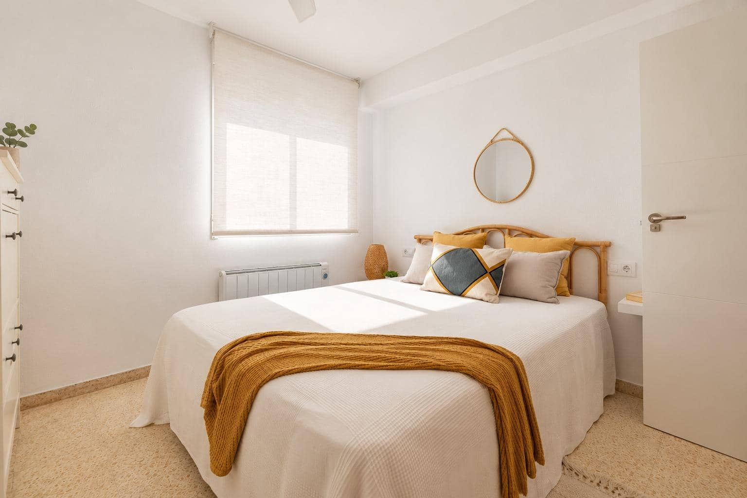 3 bedroom Flat for sale in Valencia city with pool garage - € 270,000 (Ref: 10131847)