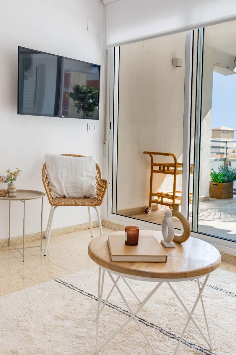 3 bedroom Flat for sale in Valencia city with pool garage - € 270,000 (Ref: 10131847)
