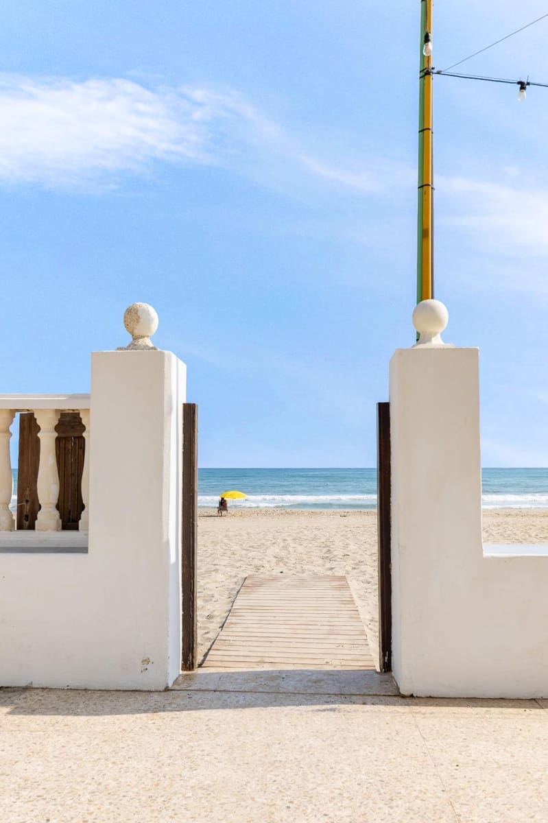 3 bedroom Flat for sale in Valencia city with pool garage - € 270,000 (Ref: 10131847)