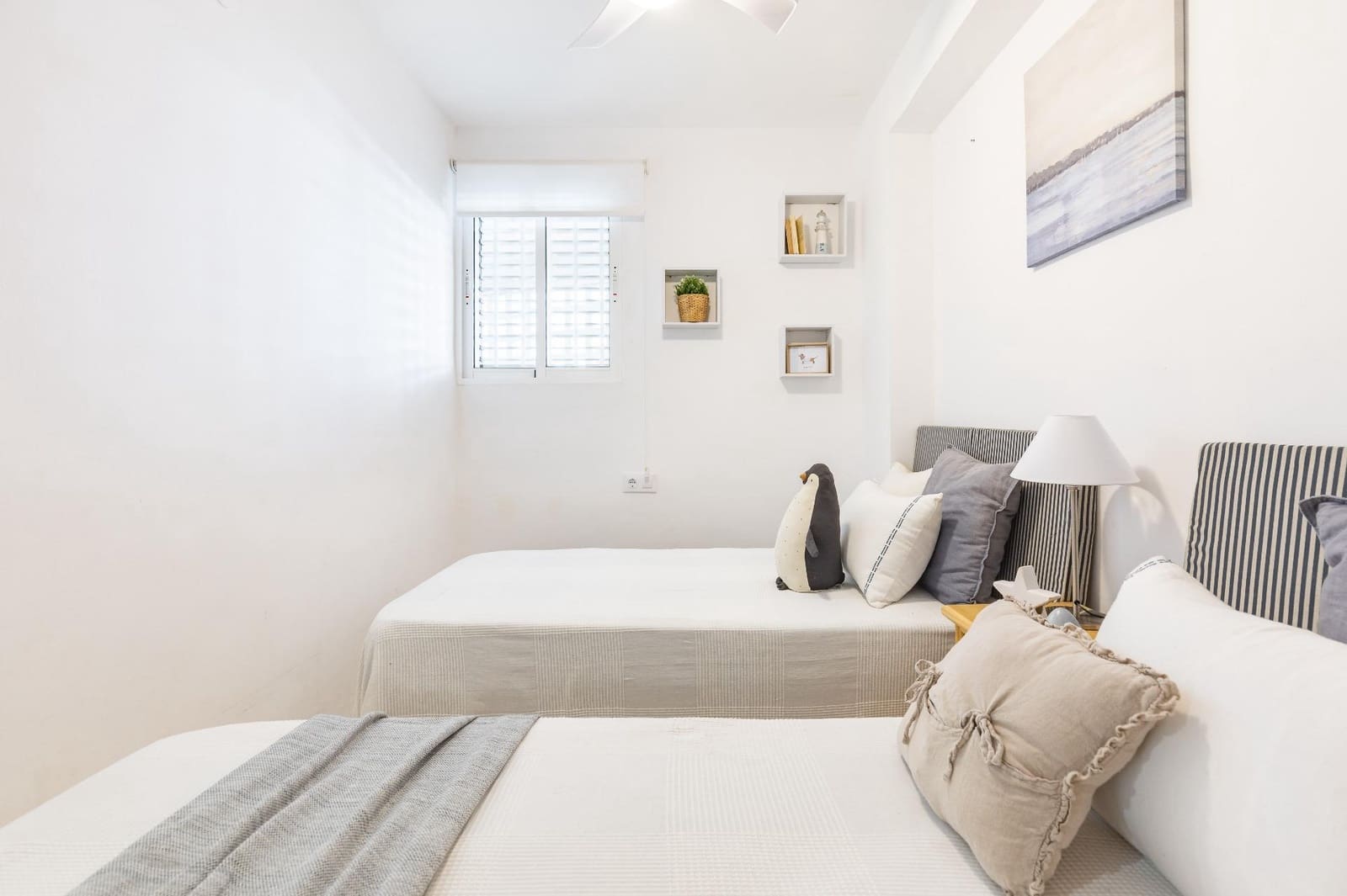 3 bedroom Flat for sale in Valencia city with pool garage - € 270,000 (Ref: 10131847)