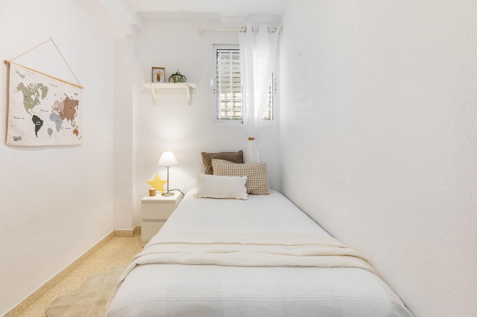 3 bedroom Flat for sale in Valencia city with pool garage - € 270,000 (Ref: 10131847)
