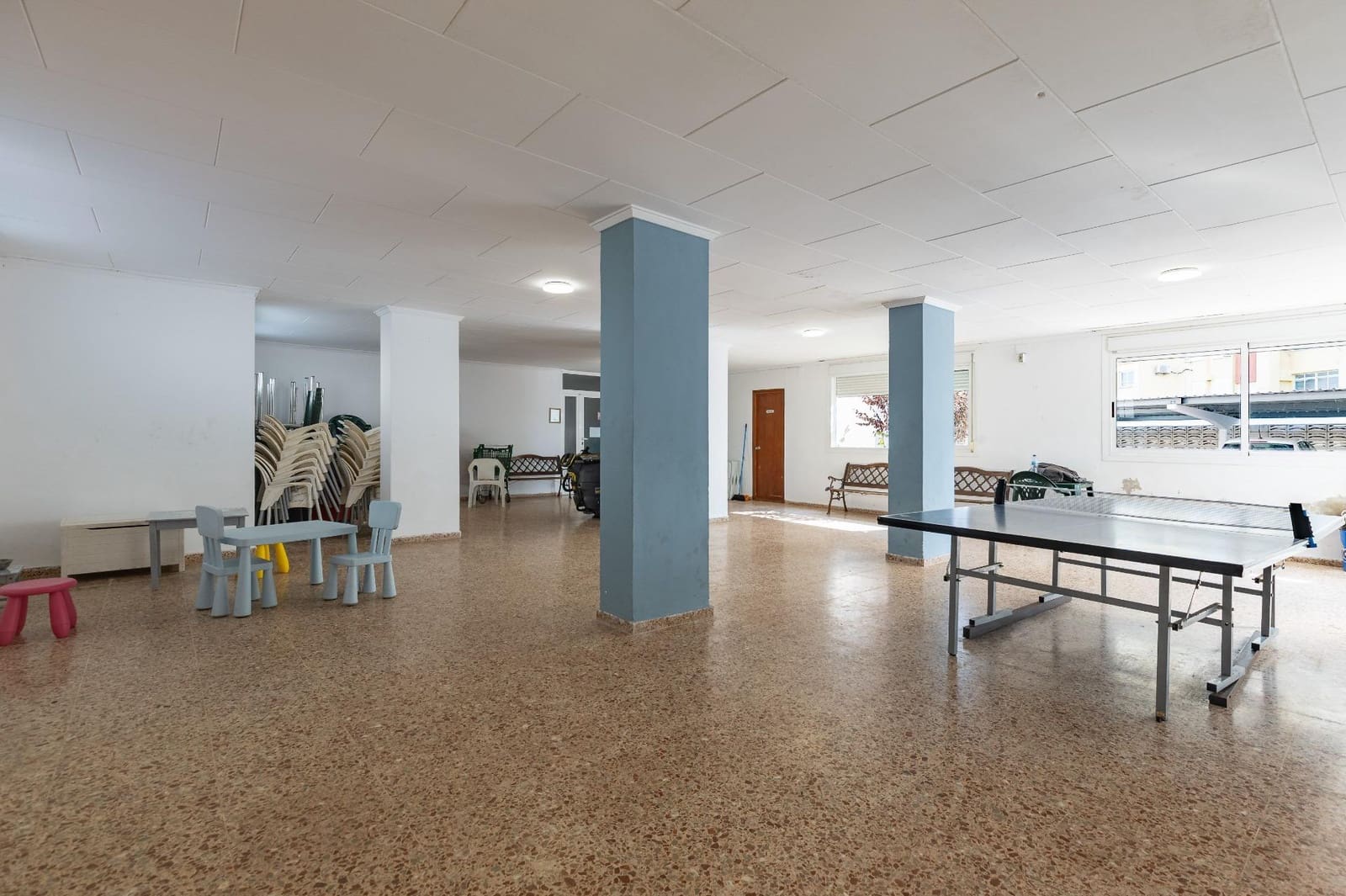3 bedroom Flat for sale in Valencia city with pool garage - € 270,000 (Ref: 10131847)