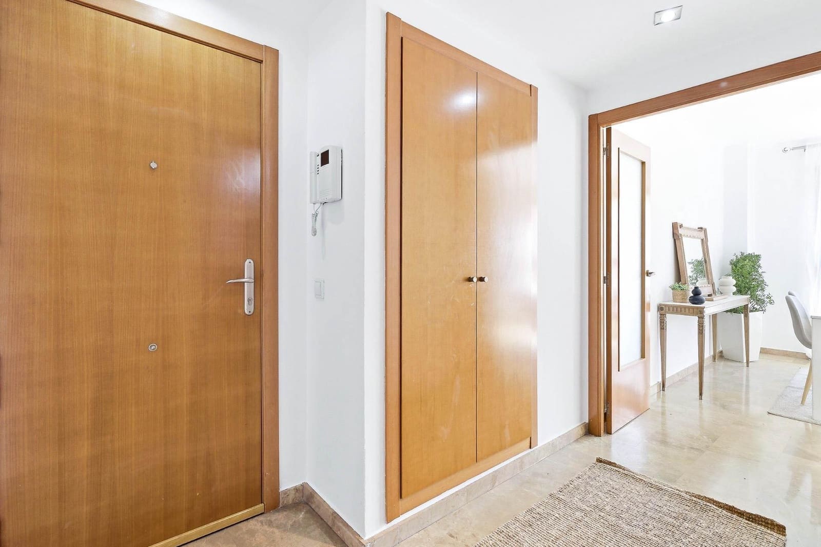 3 soveværelse Lejlighed til salg i Castello de la Plana med swimmingpool garage - € 268.000 (Ref: 10136026)