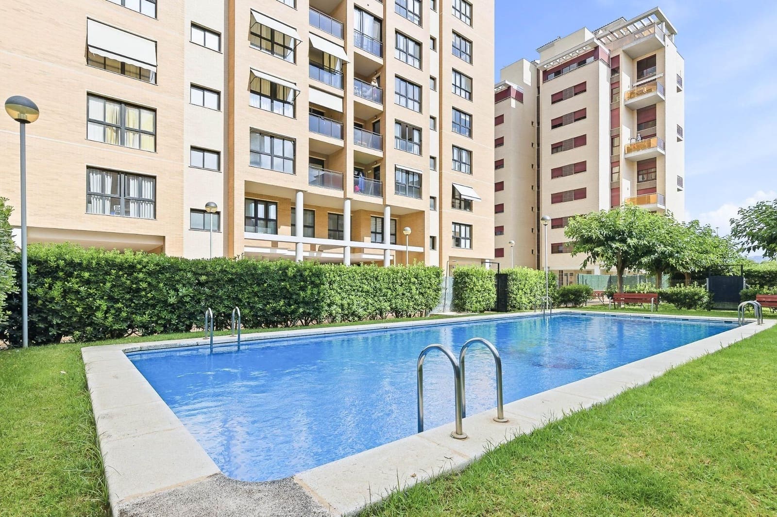 3 soveværelse Lejlighed til salg i Castello de la Plana med swimmingpool garage - € 268.000 (Ref: 10136026)