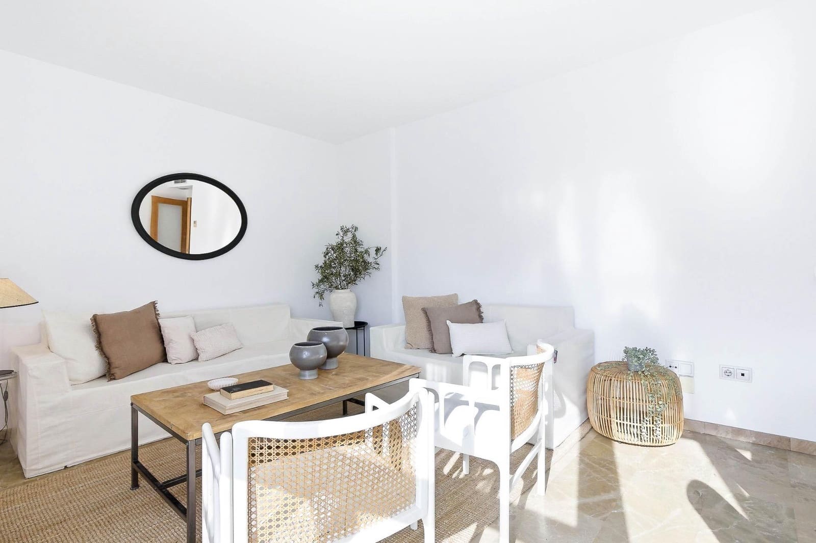 3 soveværelse Lejlighed til salg i Castello de la Plana med swimmingpool garage - € 268.000 (Ref: 10136026)
