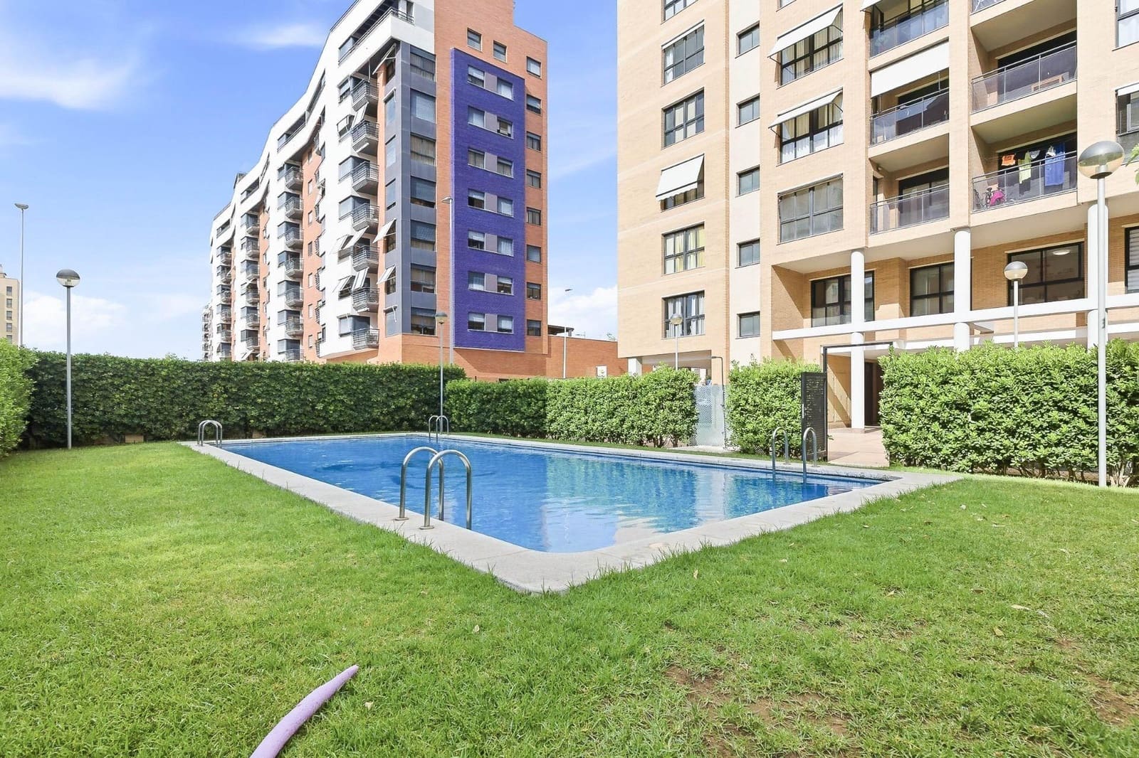 3 soveværelse Lejlighed til salg i Castello de la Plana med swimmingpool garage - € 268.000 (Ref: 10136026)