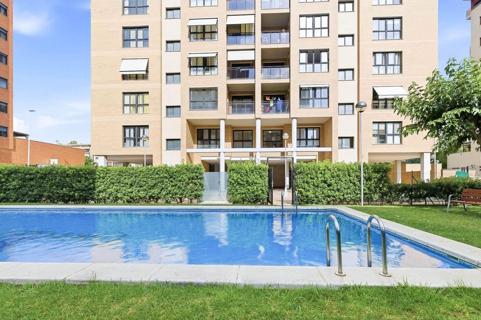 3 soveværelse Lejlighed til salg i Castello de la Plana med swimmingpool garage - € 268.000 (Ref: 10136026)