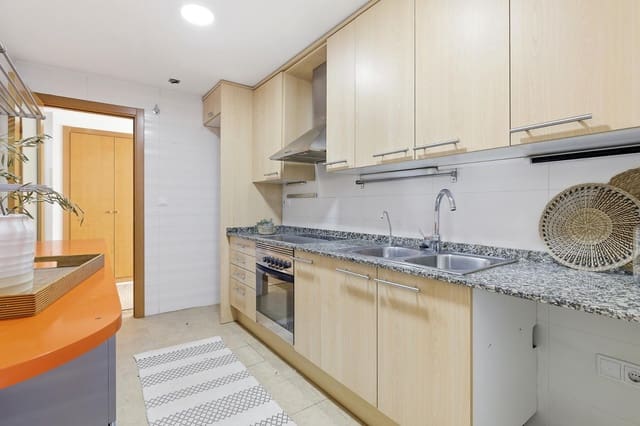 3 sovrum Lägenhet till salu i Castelló de la Plana med pool garage - 268 000 € (Ref: 10136027)