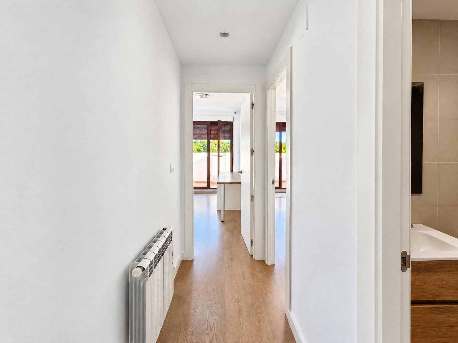 3 bedroom Penthouse for rent in Sedavi with garage - € 1,300 (Ref: 10147362)
