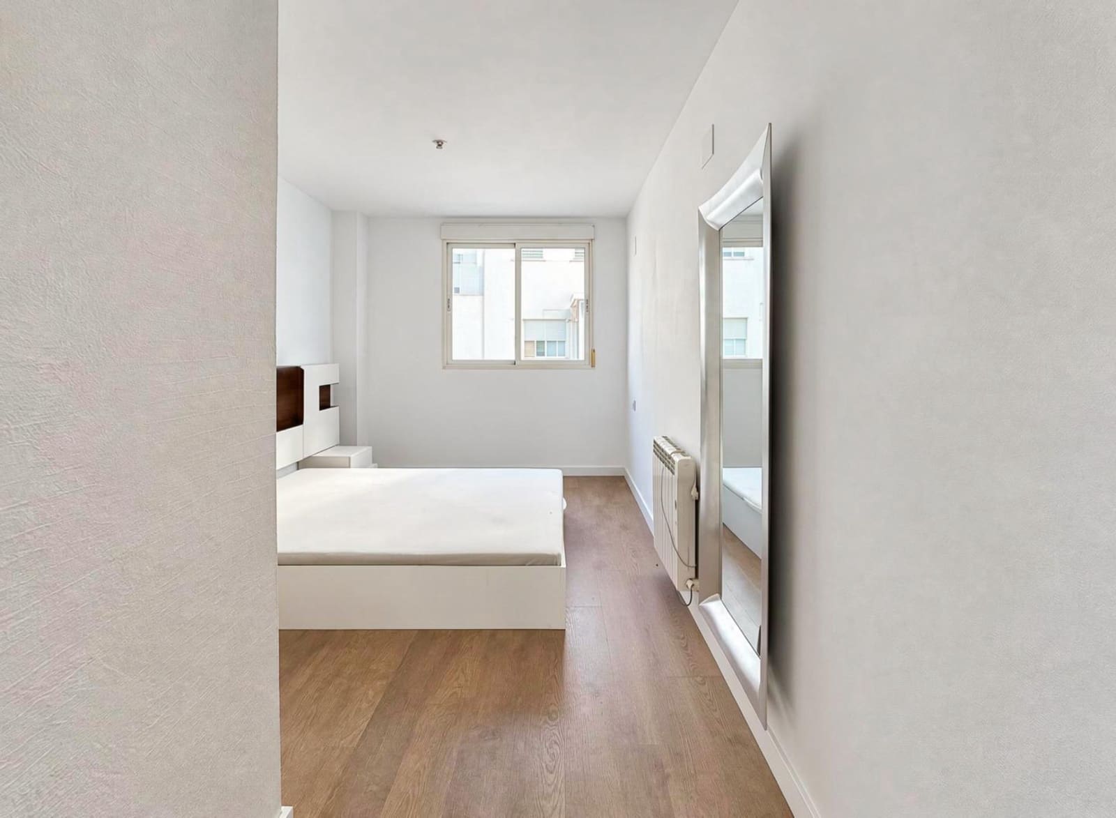 3 bedroom Penthouse for rent in Sedavi with garage - € 1,300 (Ref: 10147362)