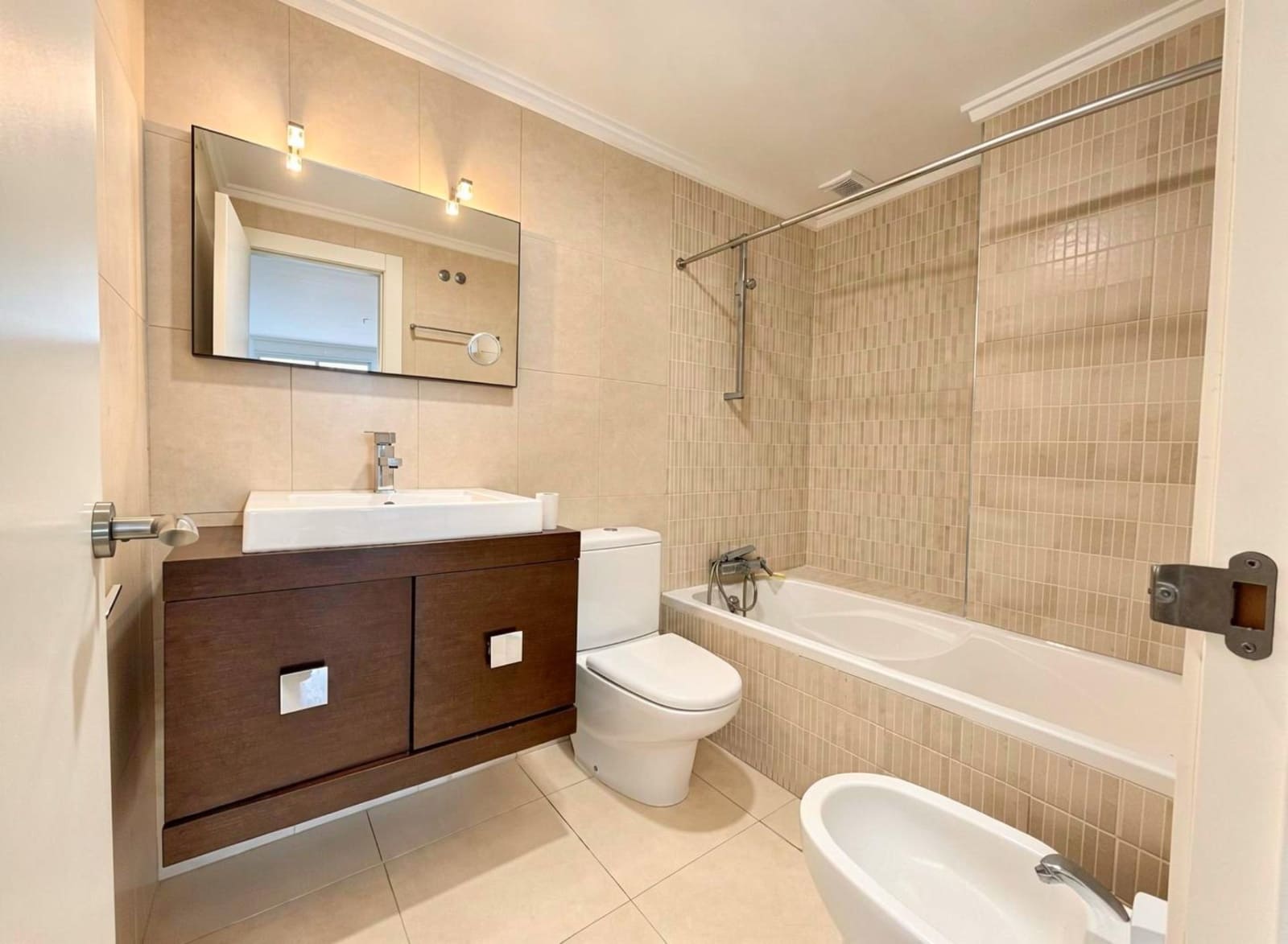3 bedroom Penthouse for rent in Sedavi with garage - € 1,300 (Ref: 10147362)