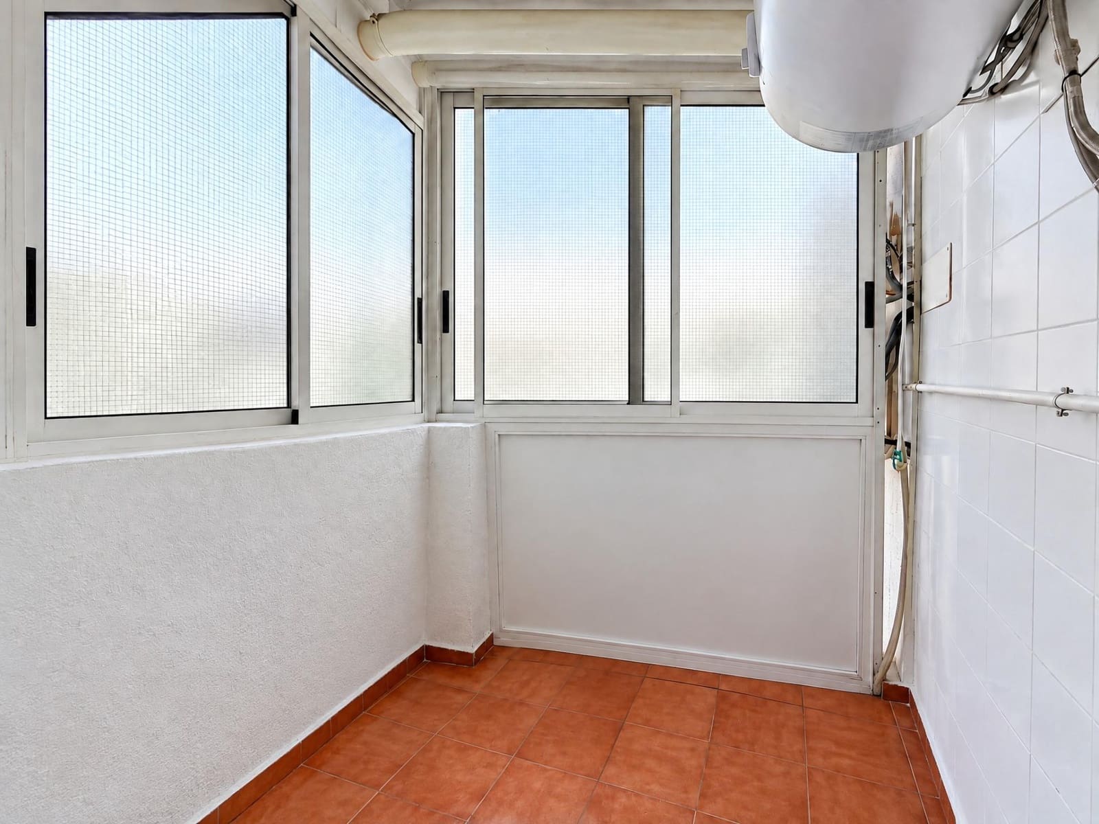 3 bedroom Penthouse for rent in Sedavi with garage - € 1,300 (Ref: 10147362)
