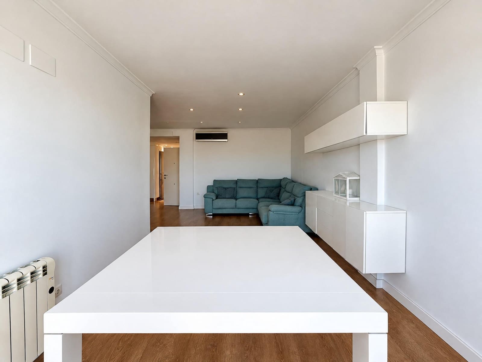 3 bedroom Penthouse for rent in Sedavi with garage - € 1,300 (Ref: 10147362)