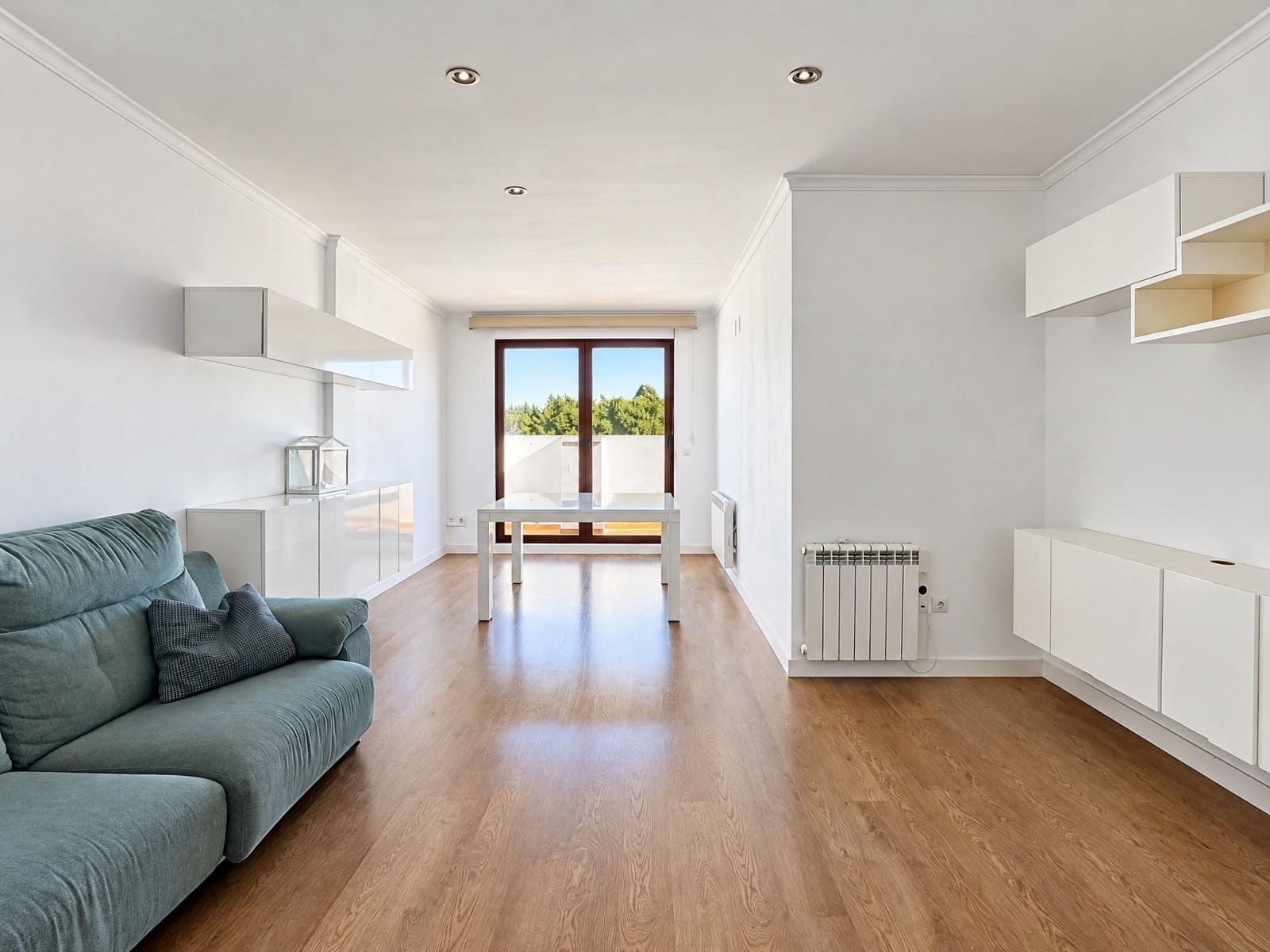 3 bedroom Penthouse for rent in Sedavi with garage - € 1,300 (Ref: 10147362)