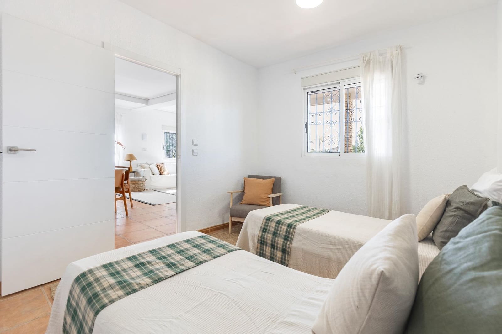 4 makuuhuone Huvila myytävänä paikassa Betera mukana uima-altaan - 380 000 € (Ref: 10147364)