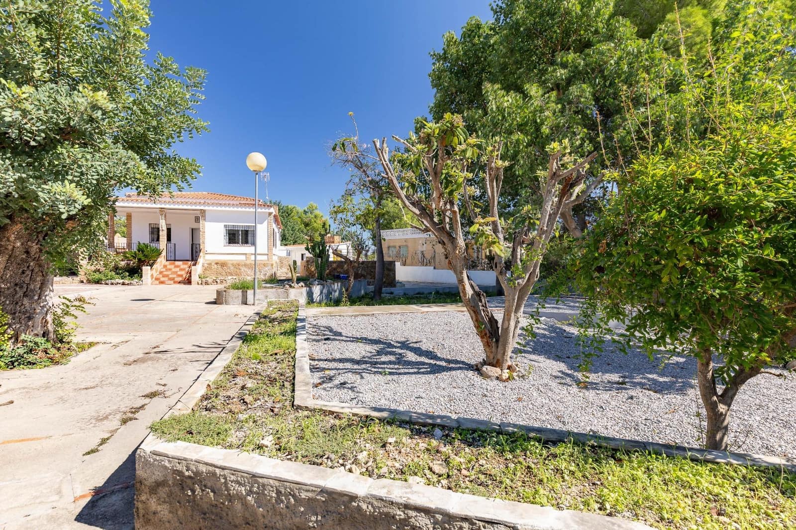 4 makuuhuone Huvila myytävänä paikassa Betera mukana uima-altaan - 380 000 € (Ref: 10147364)