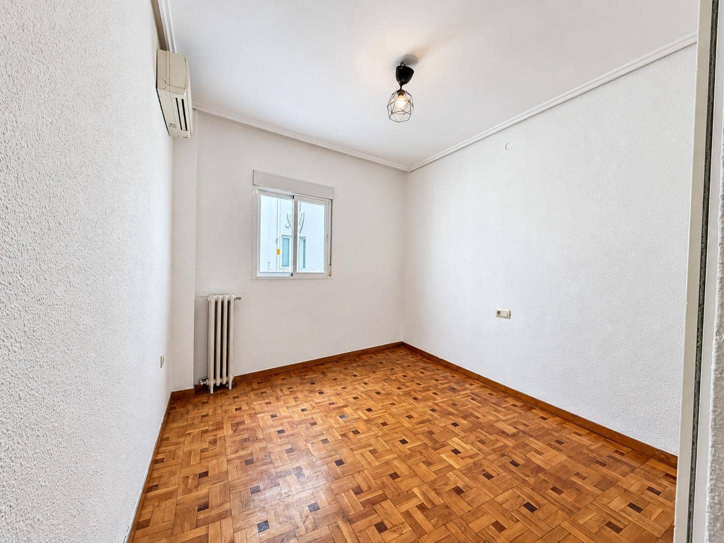 4 camera da letto Appartamento da affittare in Valencia citta - 2.000 € (Rif: 10161771)
