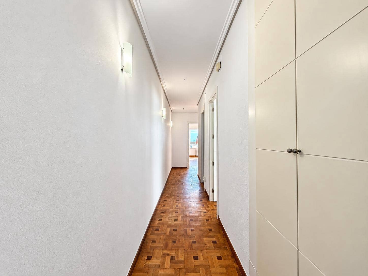 4 camera da letto Appartamento da affittare in Valencia citta - 2.000 € (Rif: 10161771)