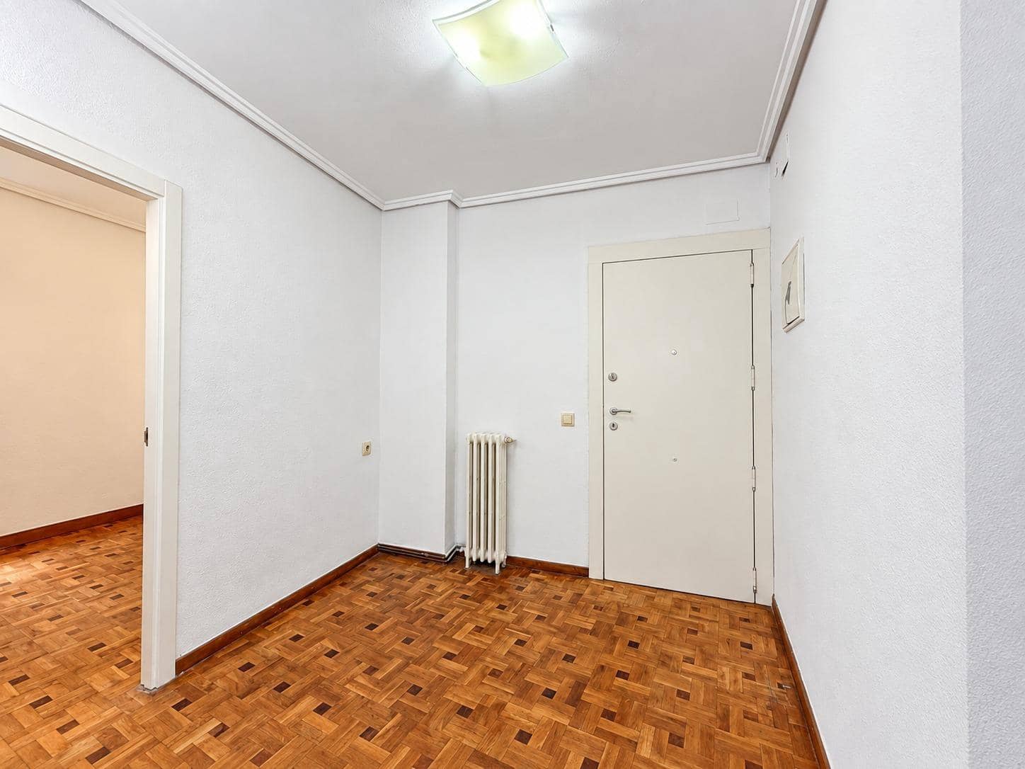 4 camera da letto Appartamento da affittare in Valencia citta - 2.000 € (Rif: 10161771)